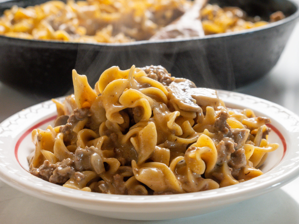 One Pot Ground Beef Stroganoff