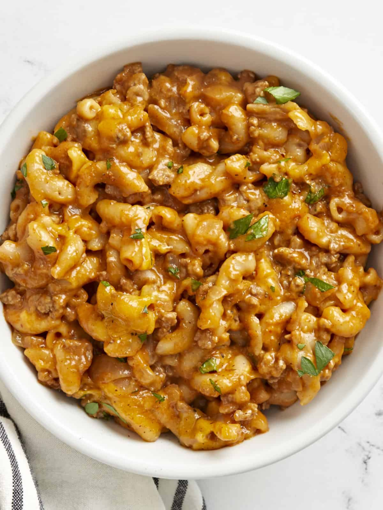 One Pot Ground Beef Mac and Cheese